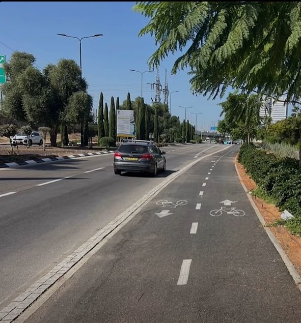 שלושה שבילי אופניים חדשים בראשון לציון