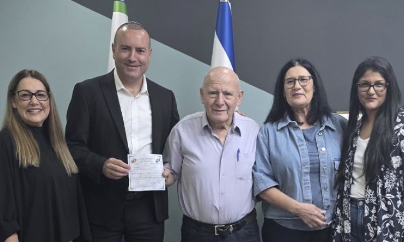 ממשיכים במסורת של נתינה: מבצע "הקש בדלת" של האגודה למלחמה בסרטן יוצא לדרך