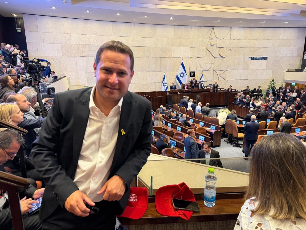 כבוד בין־לאומי לראשון לציון: ראש העיר רז קינסטליך הוזמן למליאת הכנסת לנאומו של נשיא ארה״ב דונלד טראמפ