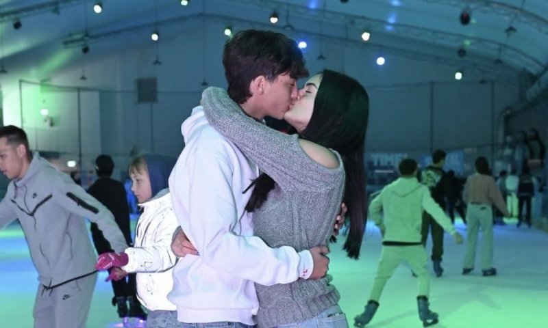 ולנטיין 2026  היכל הקרח ICE PEAKS בחולון