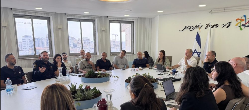 מתן דיל בעקבות הוונדליזם ברחובות: "מי שמשחית &ndash; ישלם"