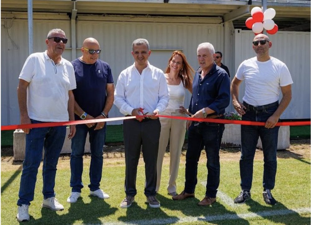 אחרי 15 שנה: הפועל רמת גן קיבלה בית חדש : מתחם האימונים נחנך בהשקעה של 1.5 מיליון שקל