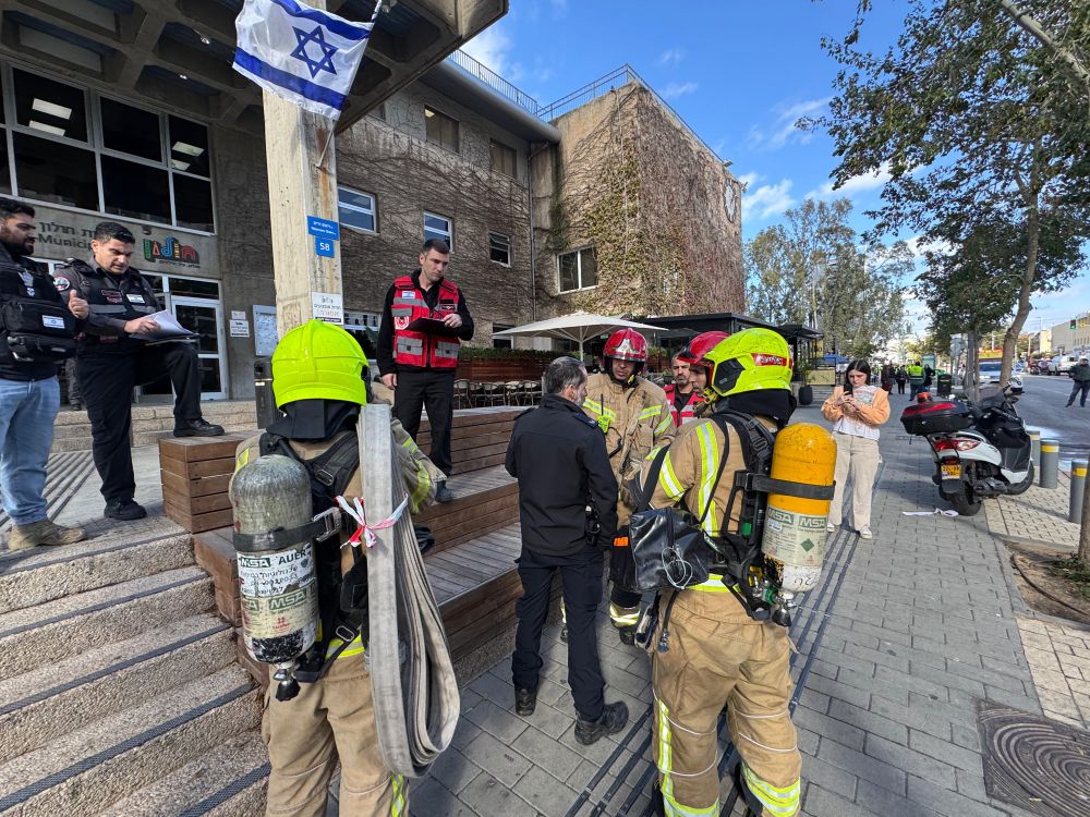 התקיים תרגיל פח"ע בבניין עיריית חולון