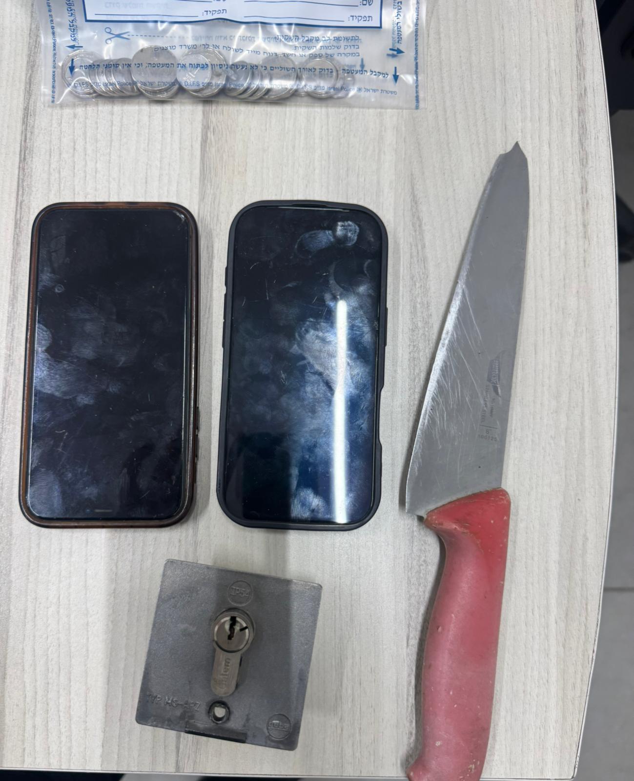 נתפסו 2 תושבי מזרח ירושלים בזמן שפרצו לעסק בטיילת בת ים