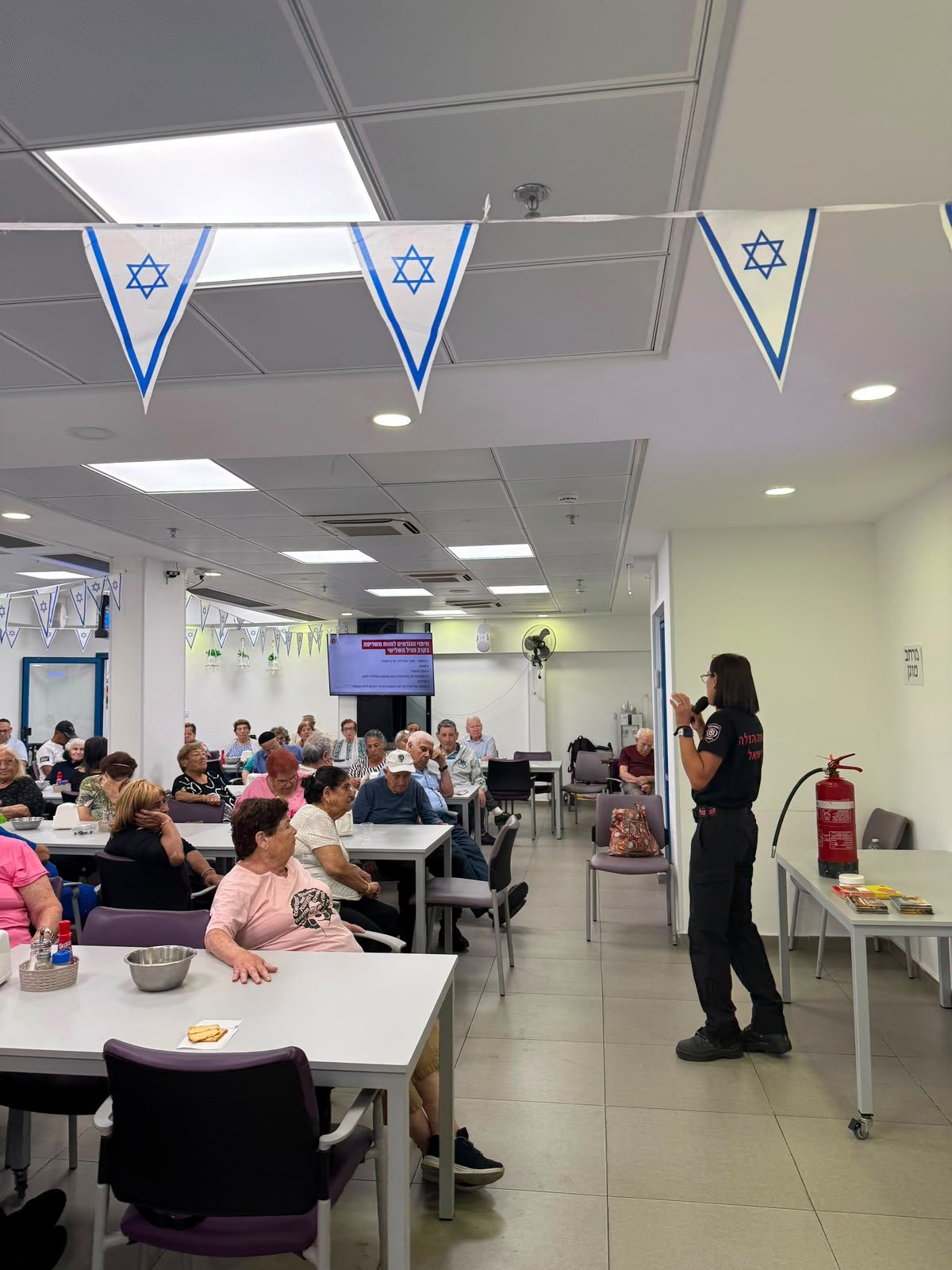 דוברות כבאות והצלה