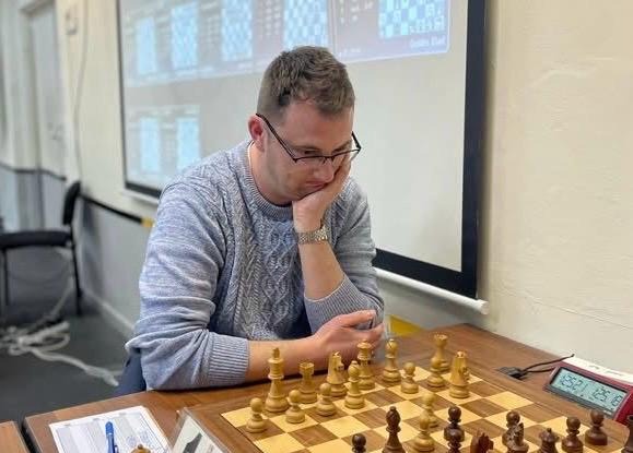 איליה קארפ- עובד עיריית חולון, יאבק על תואר אלוף ישראל בשחמט