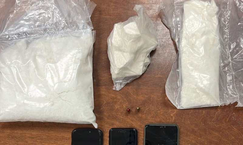 סמים, רכוש גנוב, שב"ח ומאות אלפי שקלים במתחם שחשפו בלשי חולון