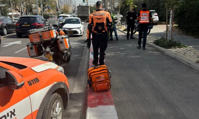 רוכב אופנוע נפצע בתאונה בשכונת נאות רחל