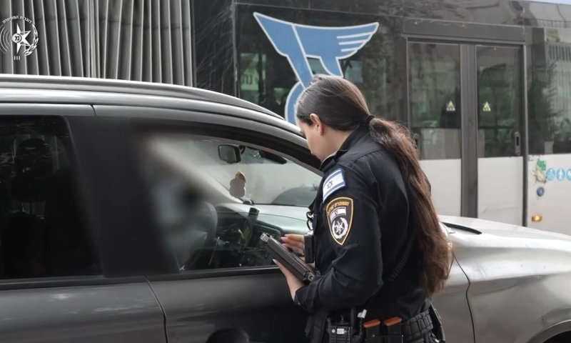 מאות דוחות בסוף השבוע במבצע אכיפה של המשטרה בבת ים