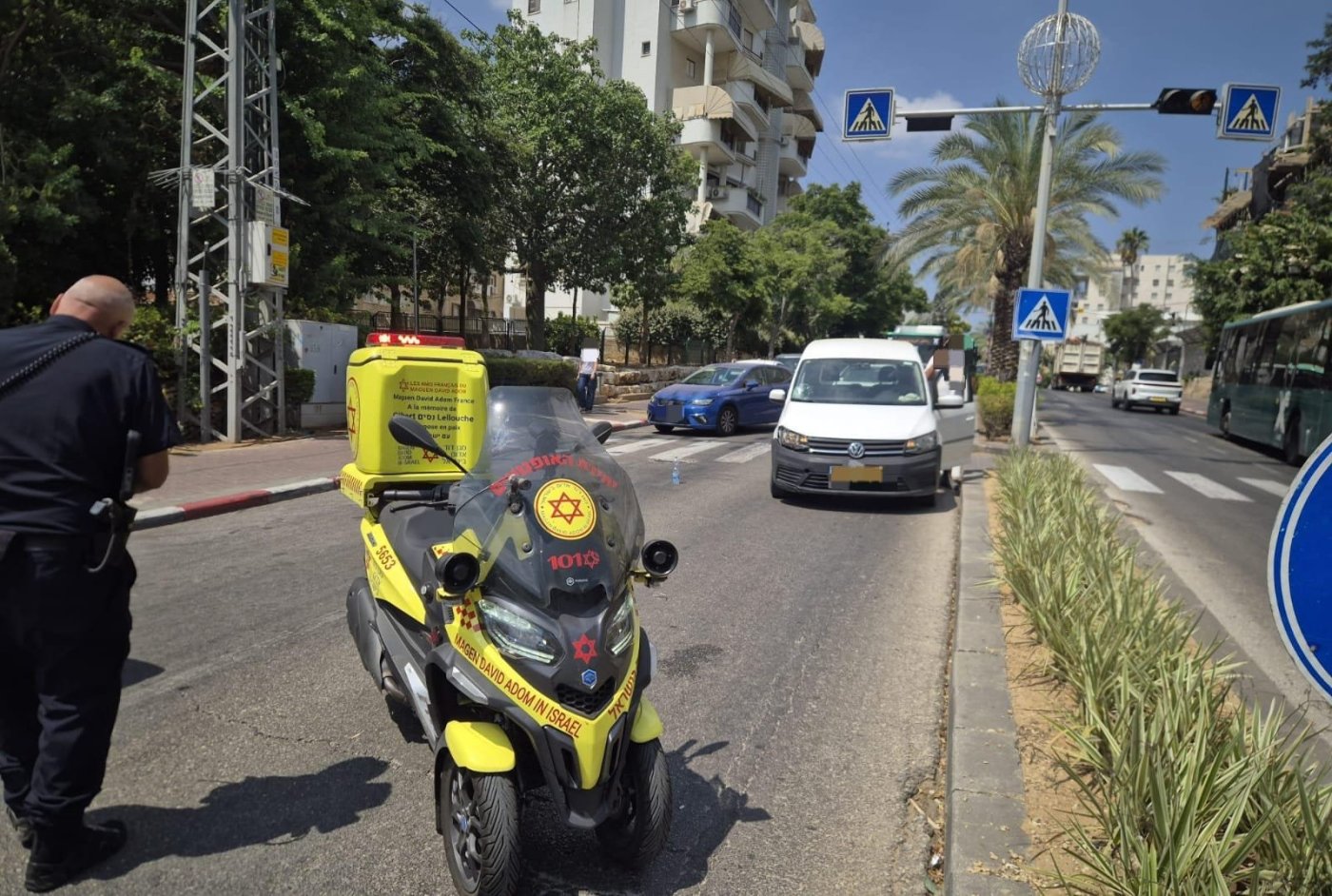 הולכת רגל נפגעה מרכב במרכז ראשון לציון