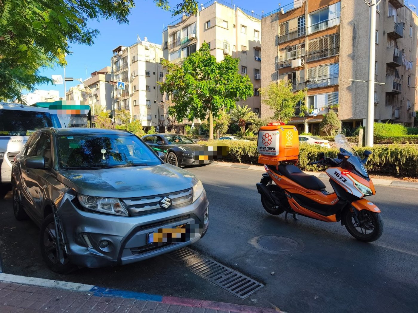 הולכת רגל נפגעה מאוטובוס בחולון- מצבה קשה
