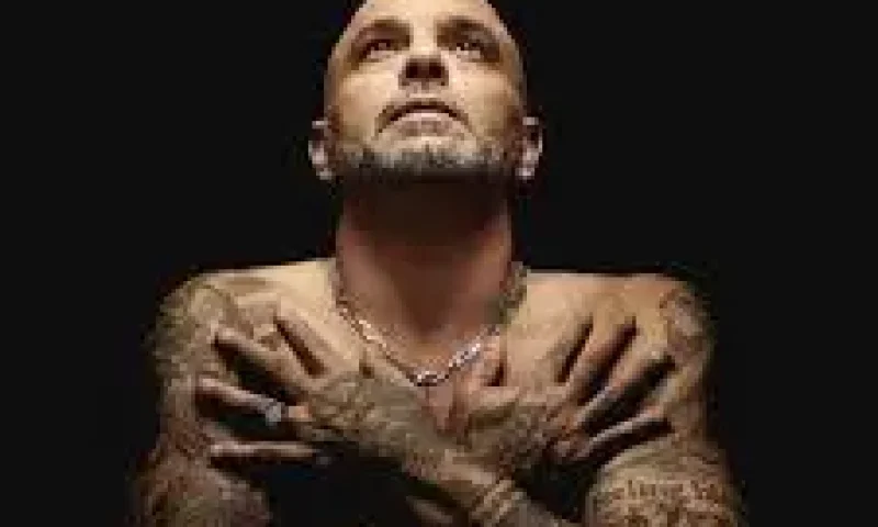 ״לא מתחבא ולא מסתתר״: אייל גולן מתוודה