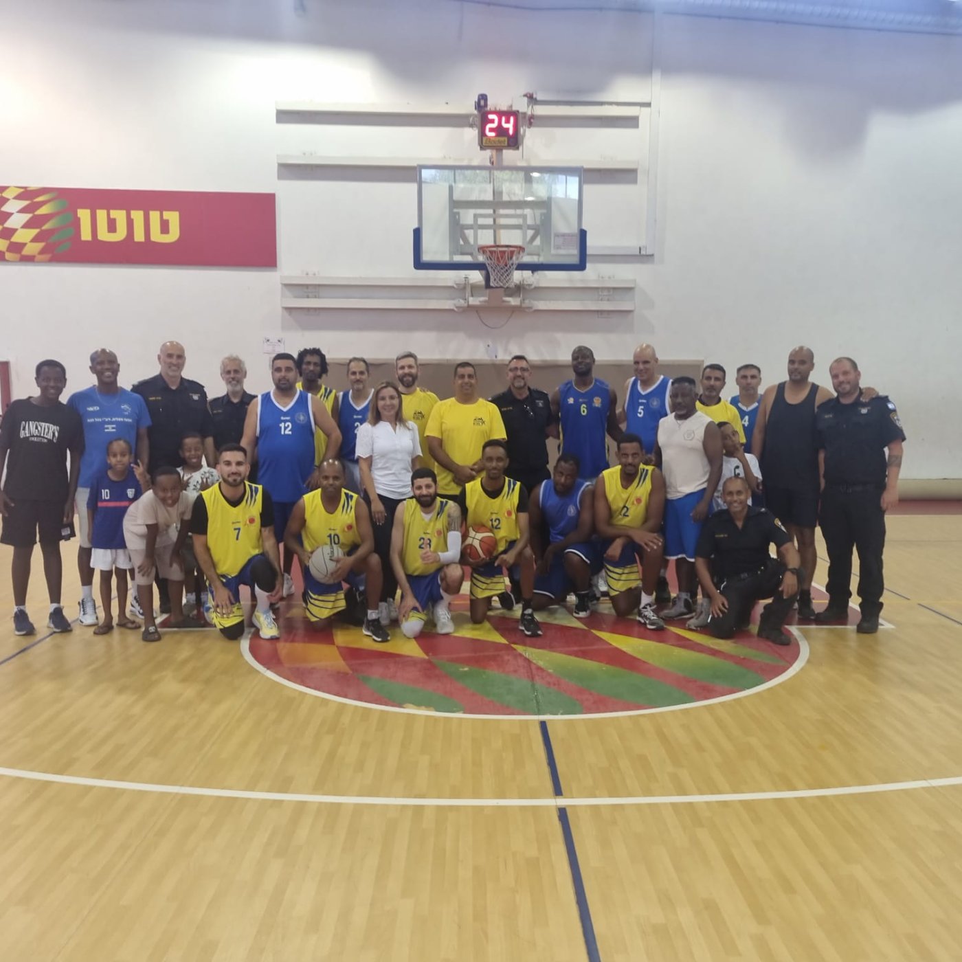 בת ים: הקהילה האתיופית והמשטרה משתפים פעולה ומייחלים לשובם של החטופים