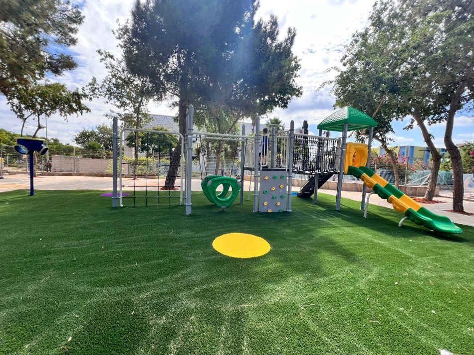 בת ים: שיפוץ עשרות מוסדות חינוך בעשרות מיליוני שקלים