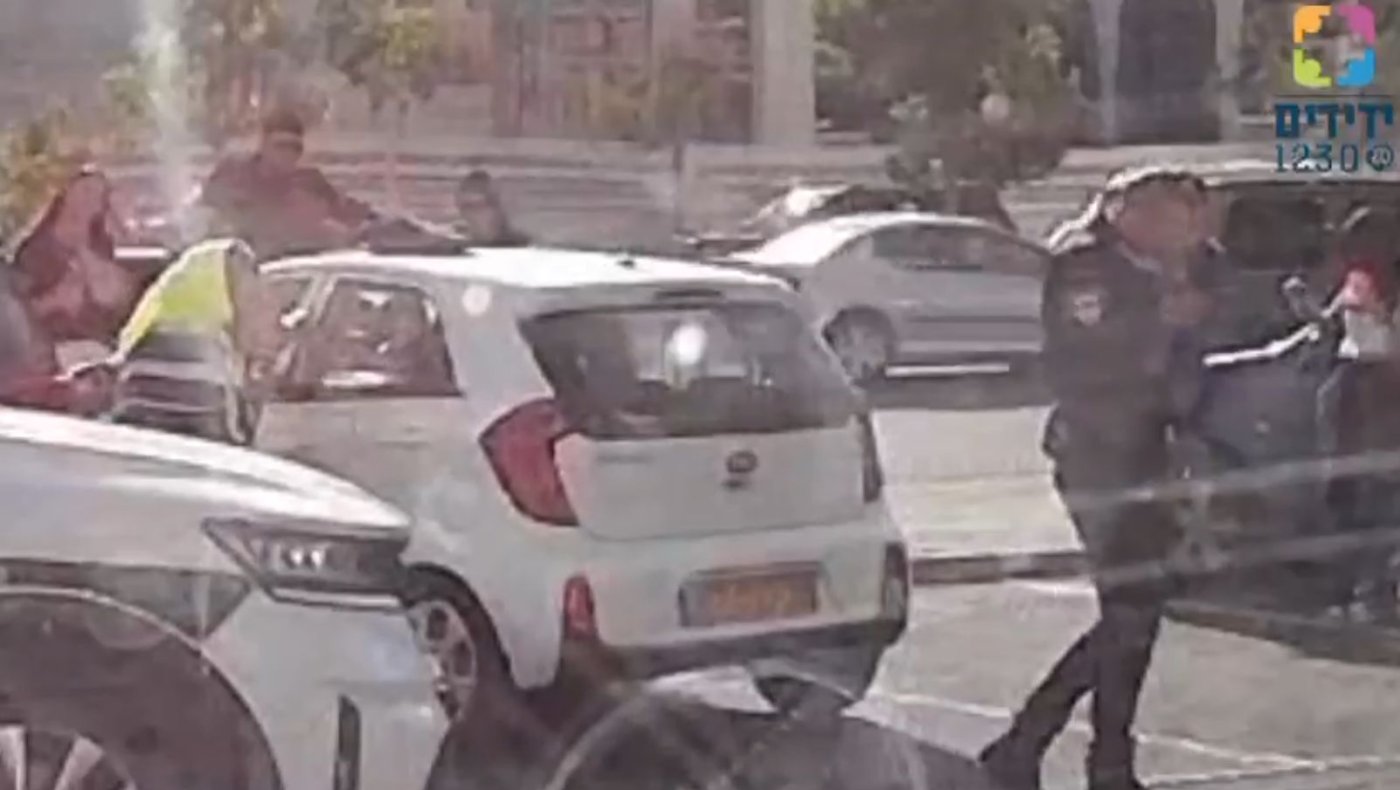 בת שנה ננעלה ברכב בקרית בן גוריון בחולון