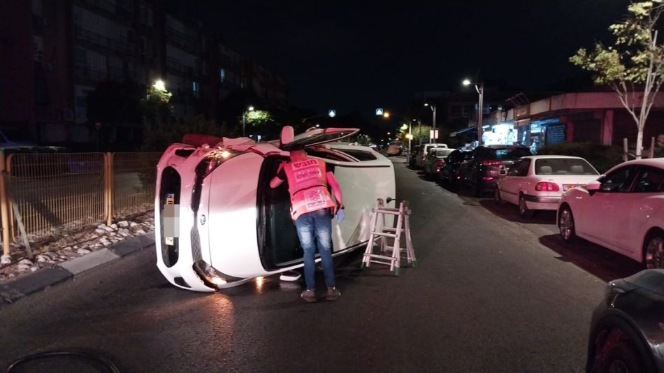 סוף שבוע עם פצועים בתאונה ואירוע אלים בחולון