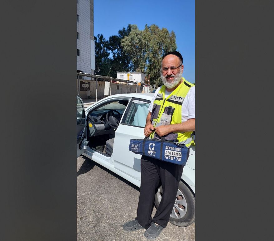 בן שנה וחצי ננעל ברכב באזור