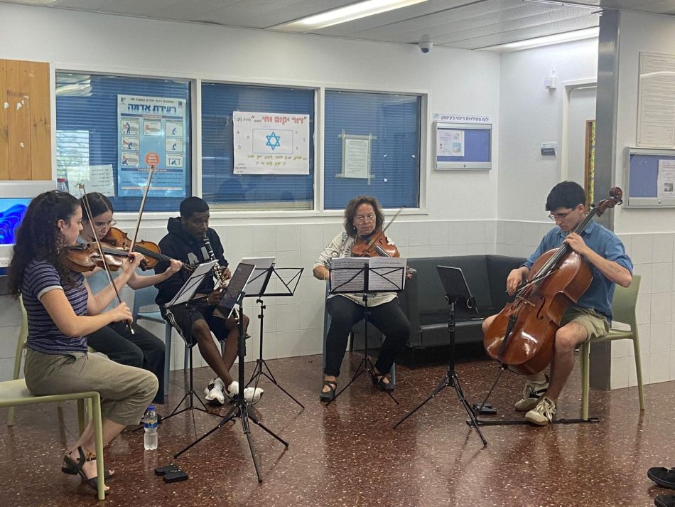 חגיגות הקונצרט ה-100 במרכז לבריאות הנפש בבת ים