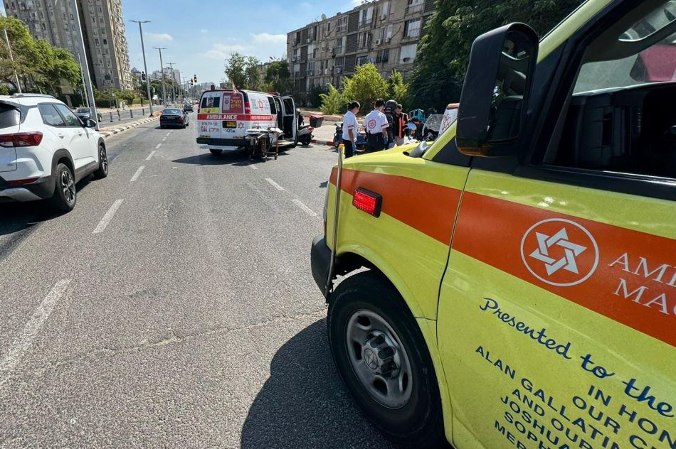 בוקר קשה בחולון עם תאונה ושריפה
