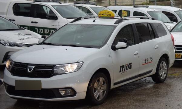כתם דם הוביל לחשוד בפריצה למונית בראשון לציון
