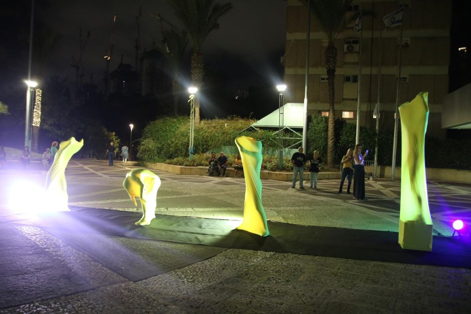 בת ים: הונחה אבן פינה לאנדרטת זיכרון לזכר נרצחי ה- 7.10