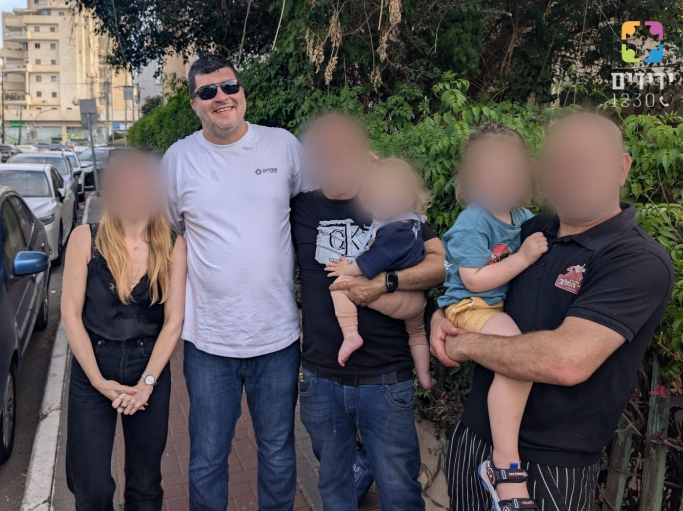 שני אחים קטנים ננעלו ברכב במרכז ראשון לציון