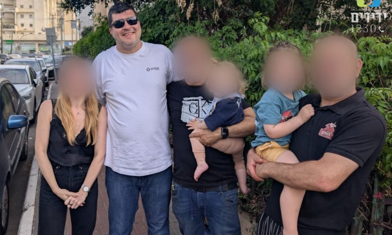 שני אחים קטנים ננעלו ברכב במרכז ראשון לציון