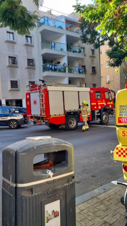 שריפה בבניין בשכונת קריית שרת חולון