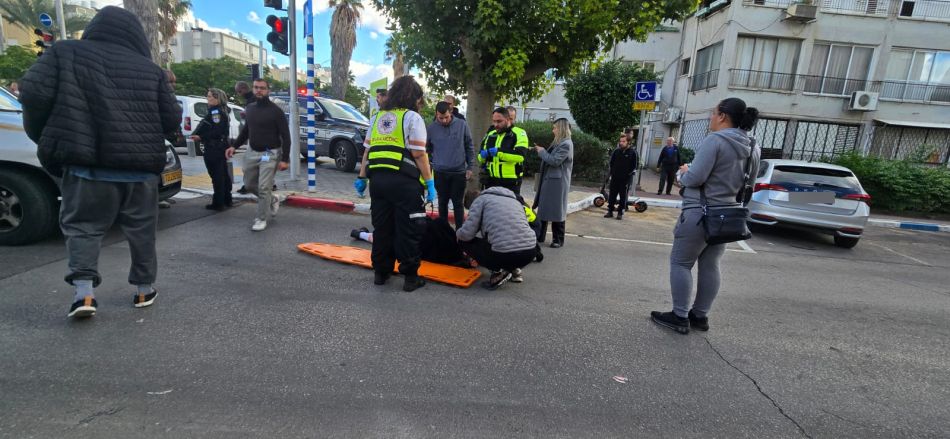 הולכת רגל נפצעה בתאונת דרכים בבת ים