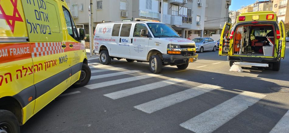 אותר בבת ים גבר מחוסר הכרה עם סימני מכת חום