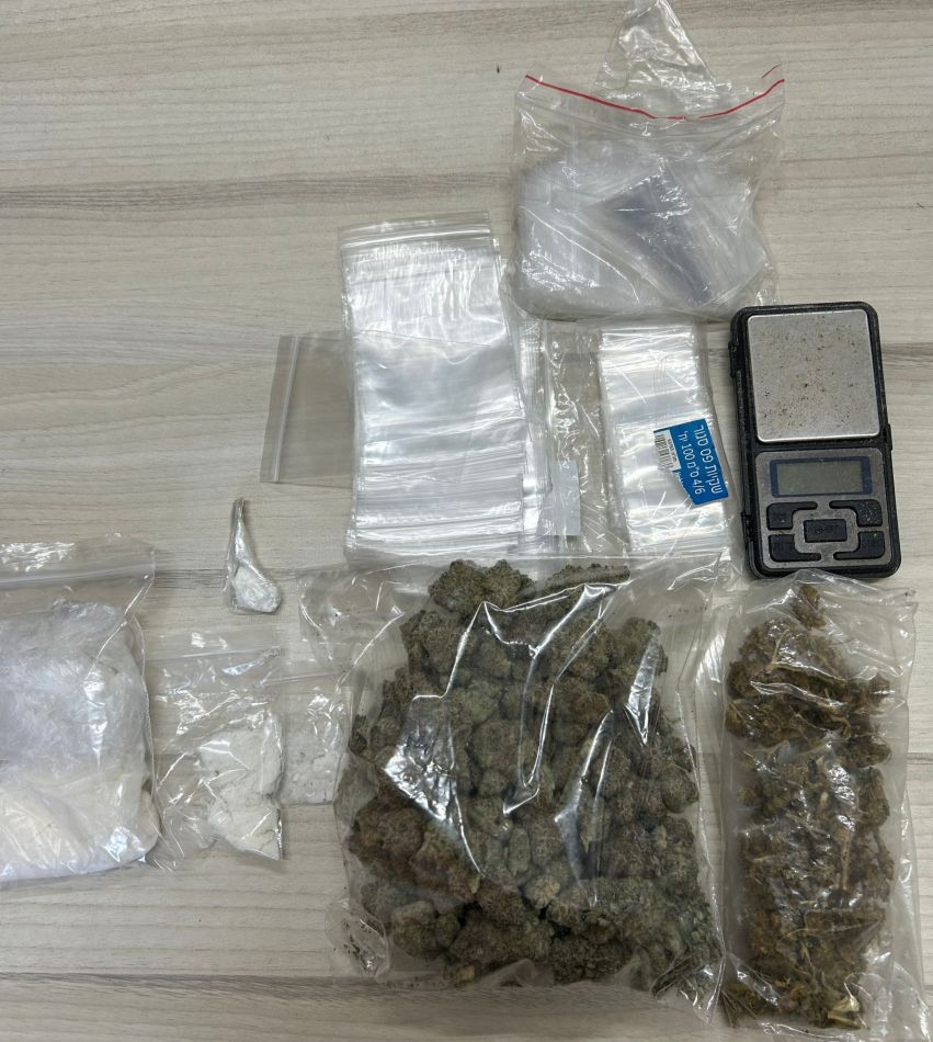 תושב בת ים נעצר עם סמים רבים בדירתו