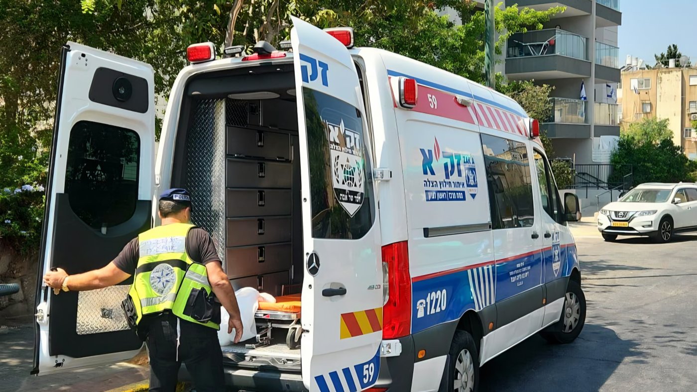 גבר נפל מגובה בחדר מדרגות בראשון לציון ונהרג