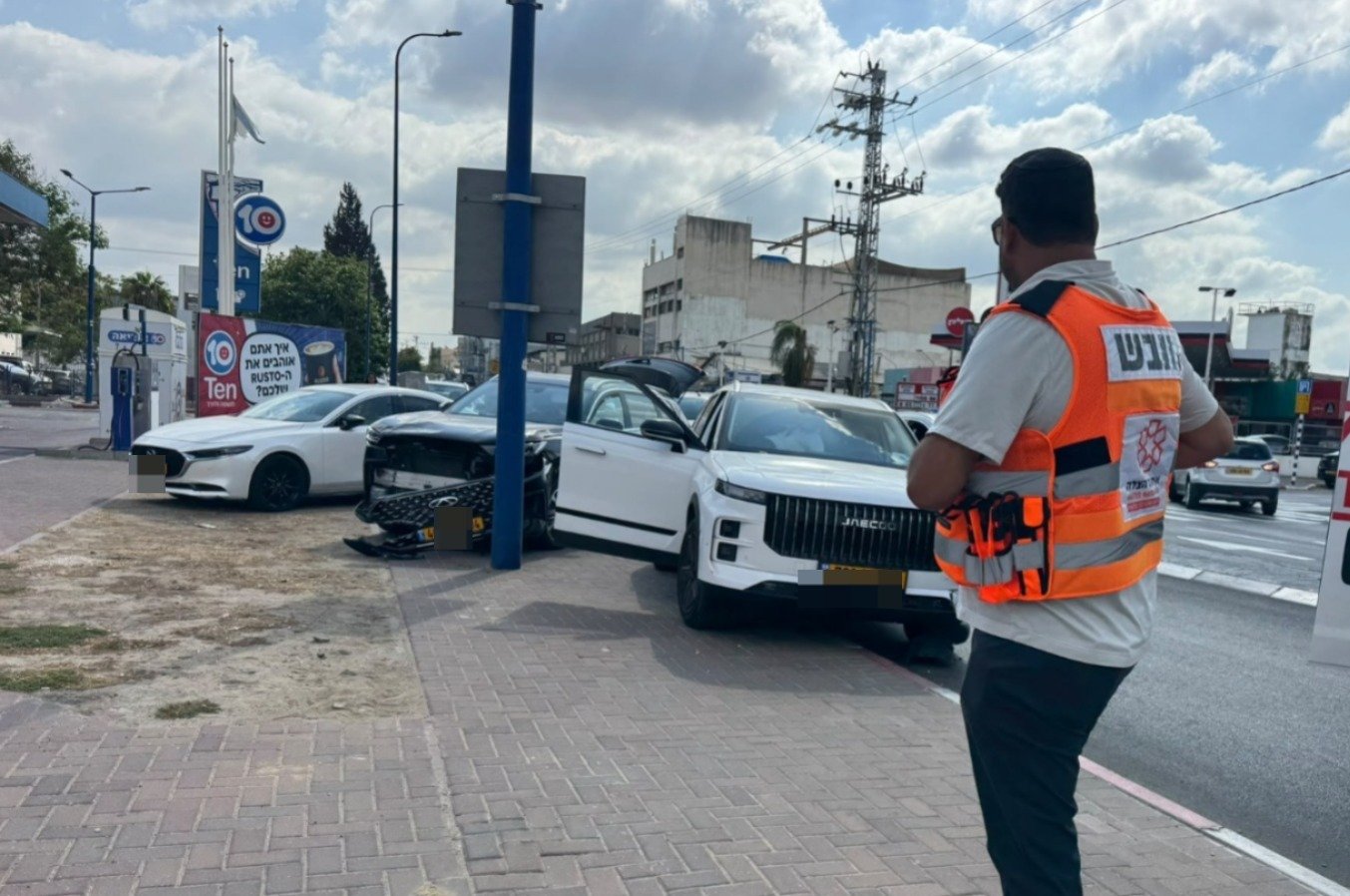 שני פצועים בתאונה באזור התעשייה חולון