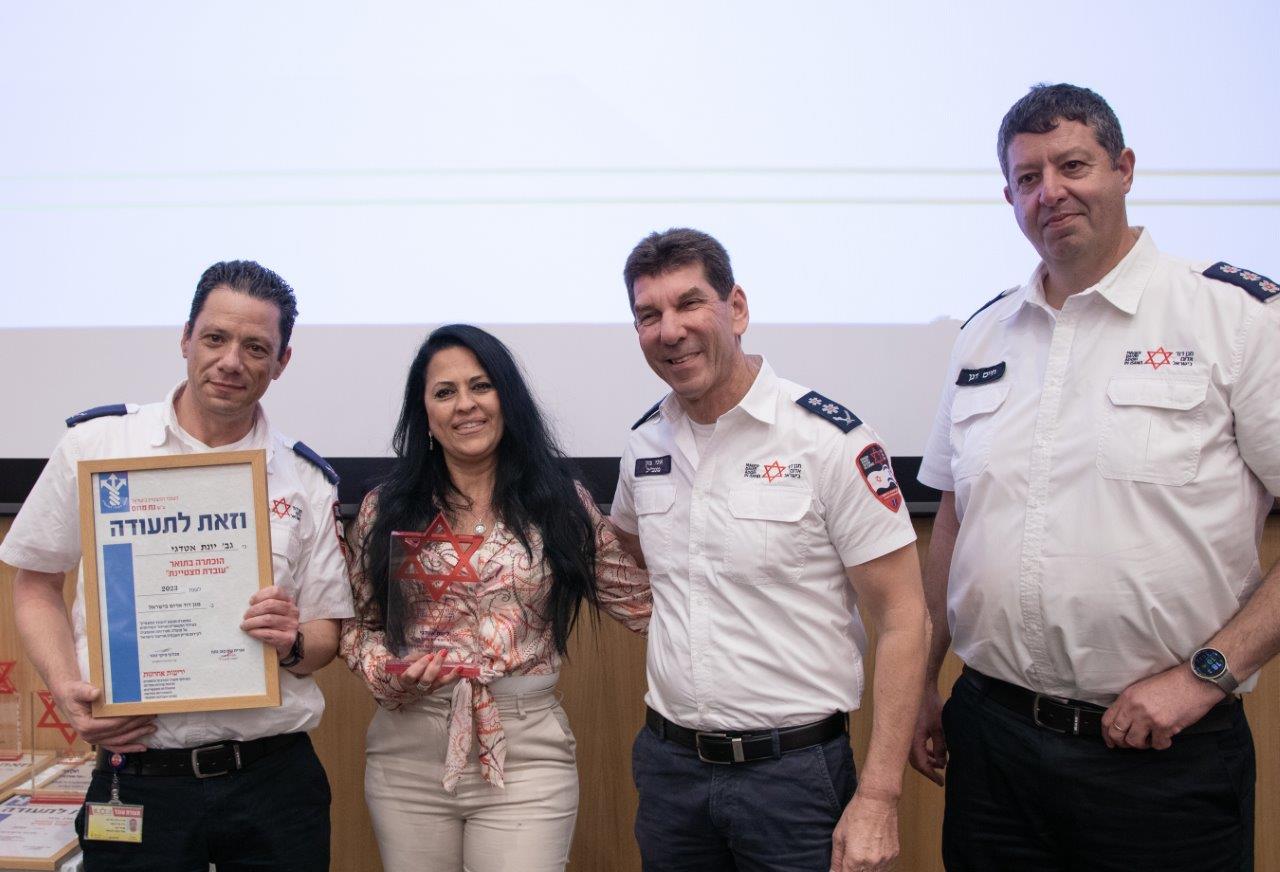 יונת אטדגי מבת ים- מצטיינת מד"א 2024!
