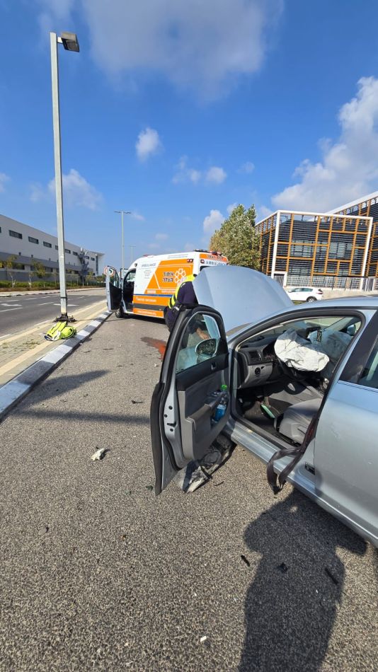 פצוע בתאונה במחלף עין הקורא