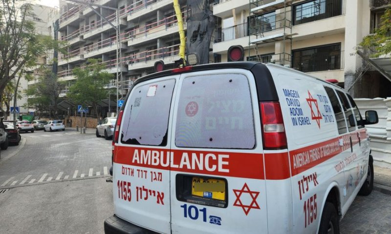 פצוע בתאונת עבודה בשכונת קריית שרת בחולון