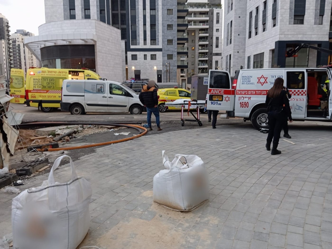 תאונת עבודה קשה בשכונת נרקיסים בראשון לציון