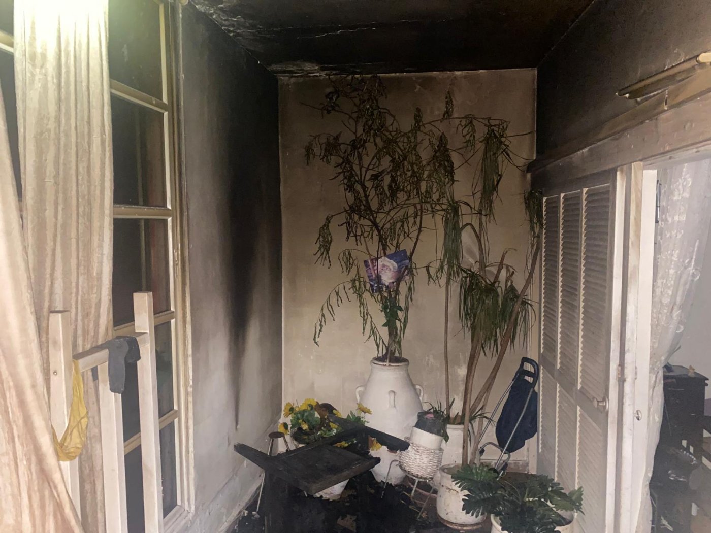 אשה נפגעה בשריפה בבת ים