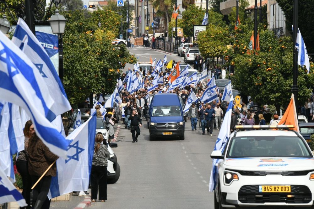 מאות תושבי ראשון לציון חלקו כבוד אחרון לאיציק אלגרט ז"ל