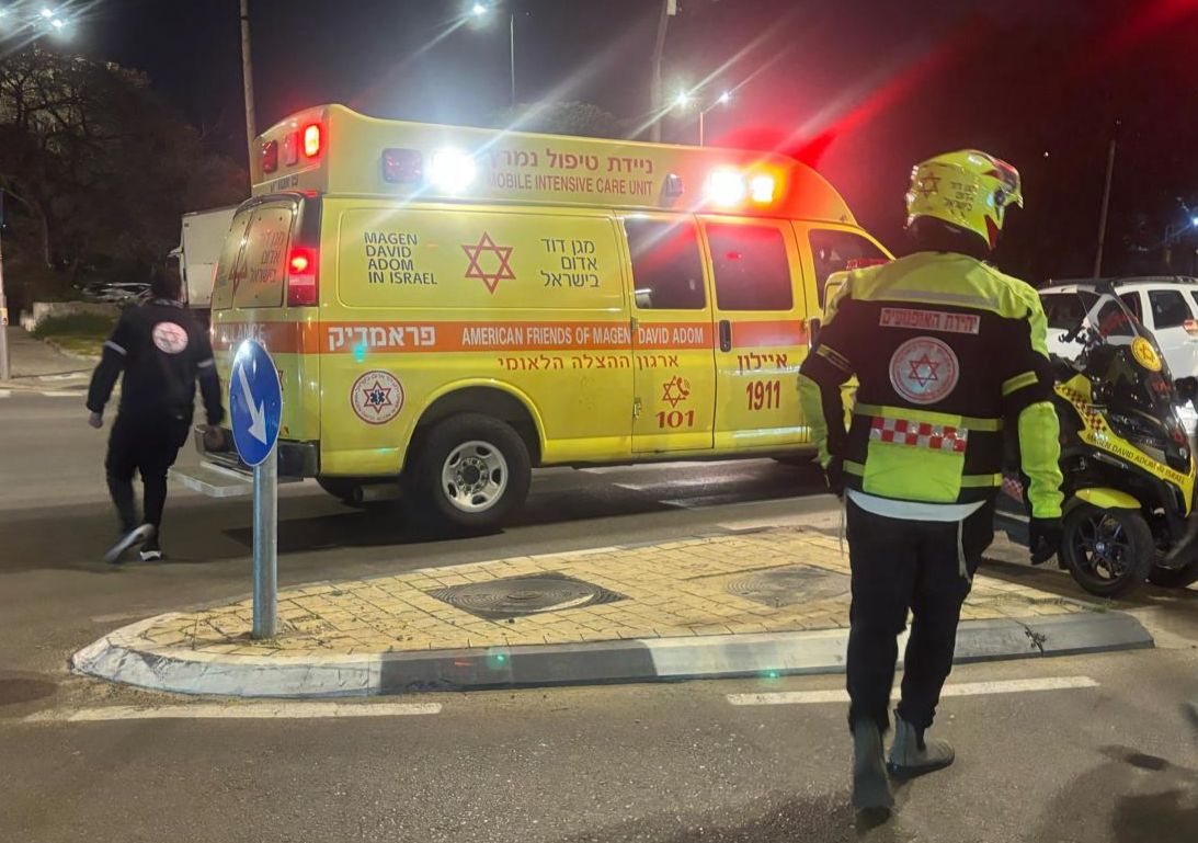 הולך רגל נפצע קשה בתאונה בחולון
