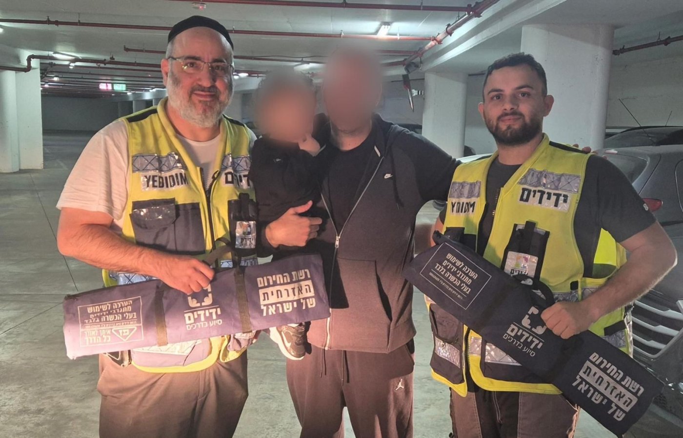 אזור: בן שנתיים ננעל ברכב לעיני אמו