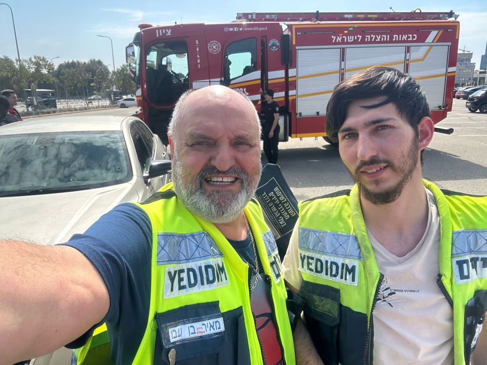 פעוטה ננעלה ברכב בחניון קניון הזהב
