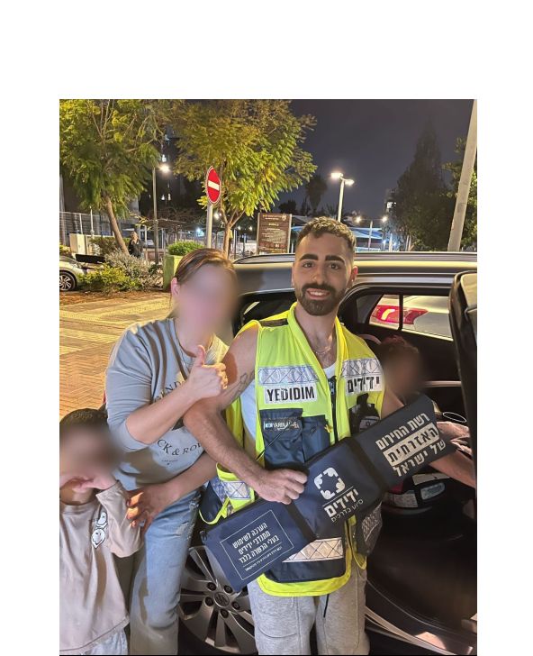 פעוט ננעל ברכב במרכז ראשון לציון