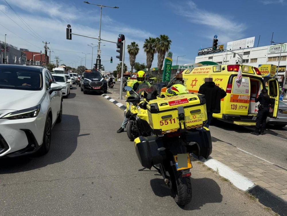 פצוע בתאונת אופנוע באזור התעשיה בחולון