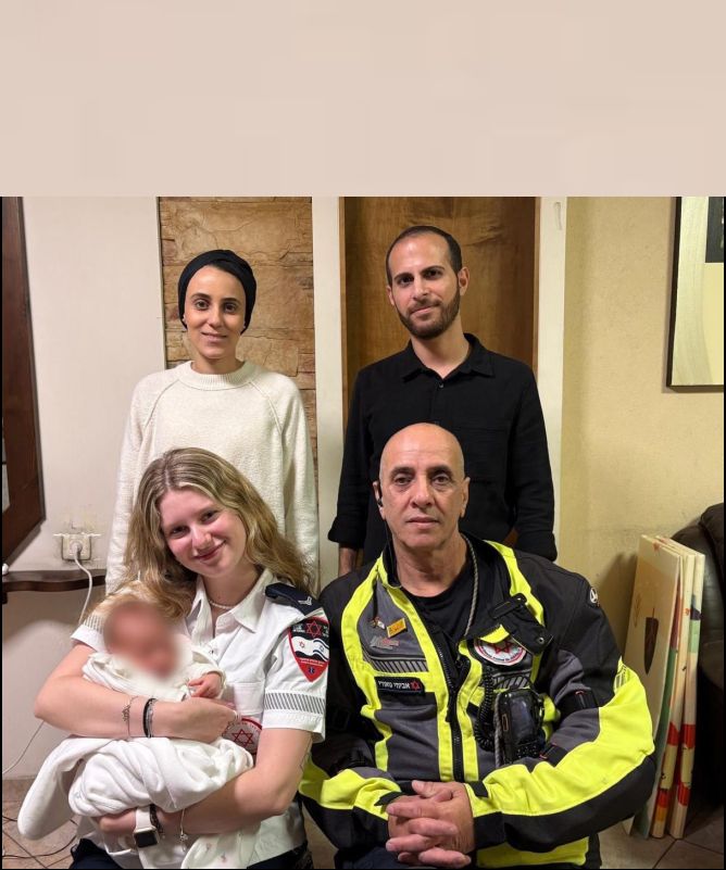 תושבת ראשון לציון ילדה בביתה בעזרת הדרכה טלפונית של חובשת מד"א