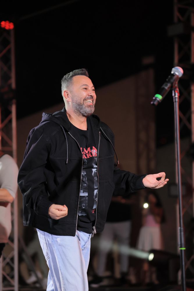 עוז שכטר
