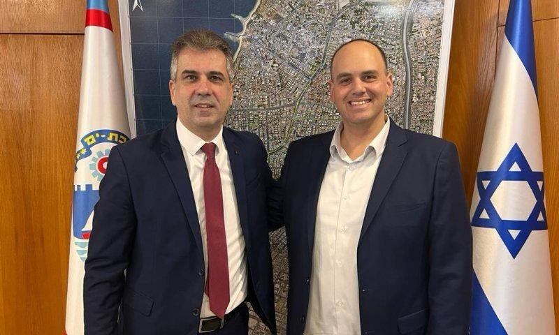 בת ים: החלה פריסת המונים החכמים של חברת החשמל