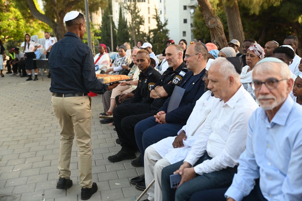 שלום אלזם
