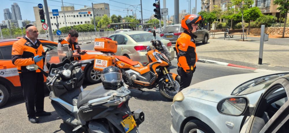 רוכב קטנוע נפצע בתאונה בבת ים