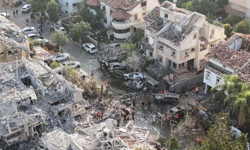דוח מבקר המדינה ונציב תלונות הציבור: דיירי בניין שנפגע מטיל ברחובות נותרו ללא טיפול מהעירייה, עד שנציבות תלונות הציבור התערבה